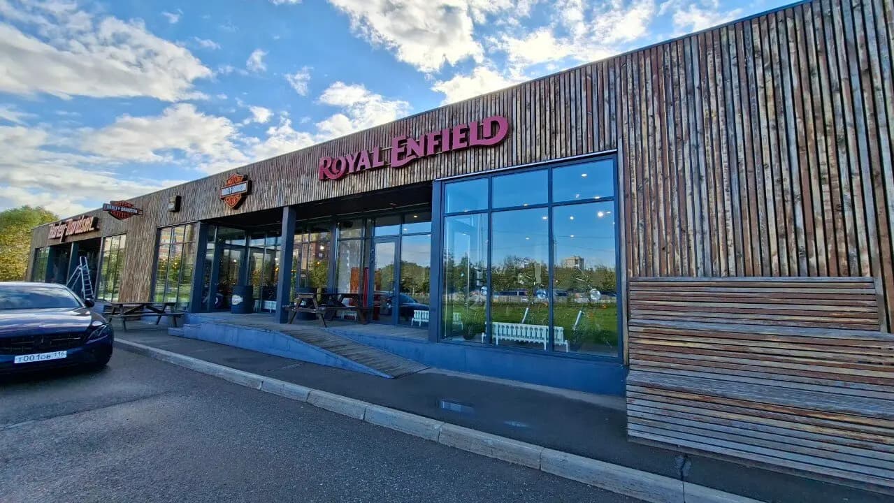 Royal Enfield — главное фото