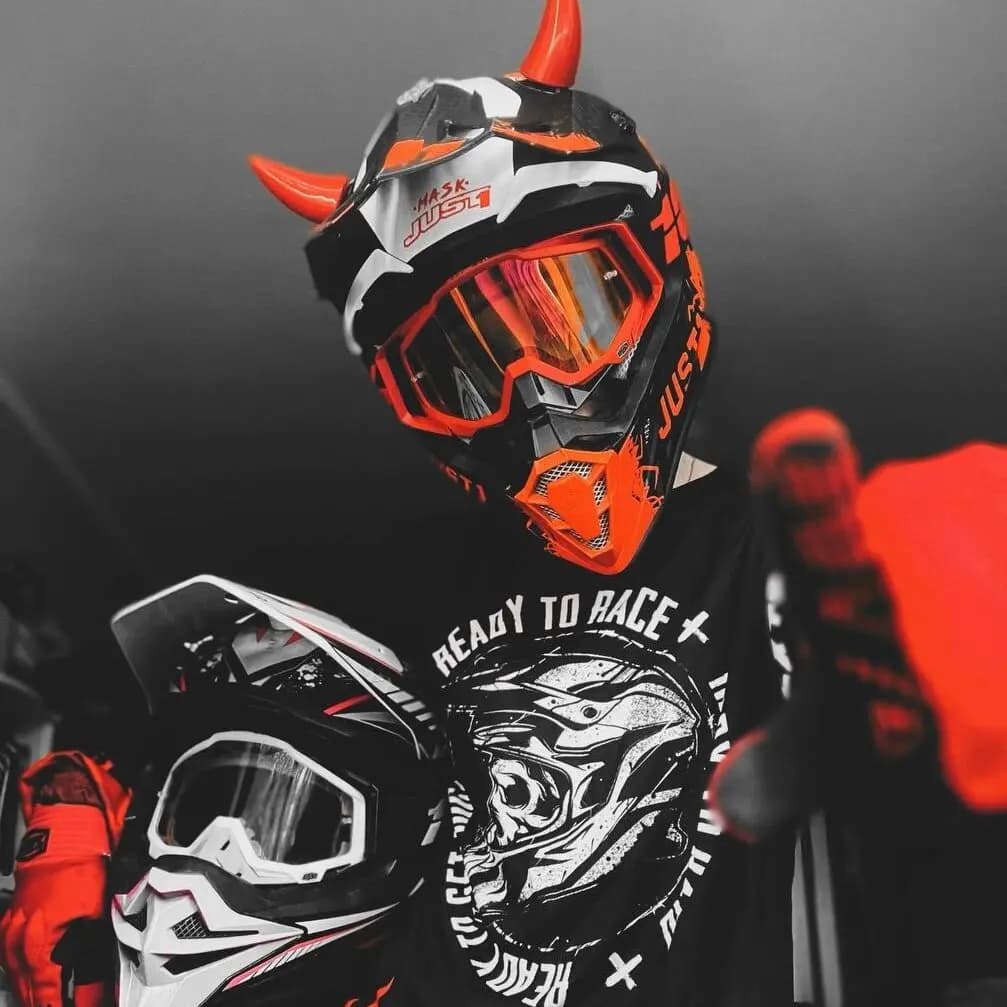 Narnia Moto — главное фото
