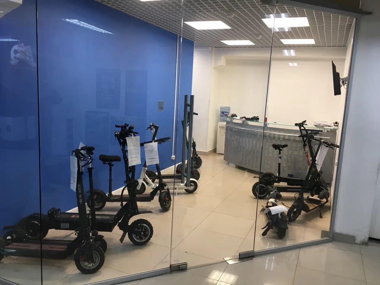 Neowheels магазин электросамокатов и сервис — главное фото