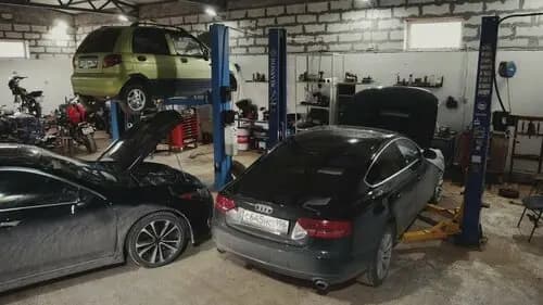 Two Wheels Garage