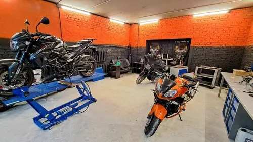 Moto Gem